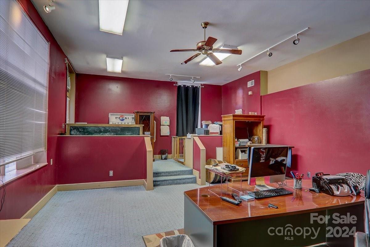 10 N Spruce Street Asheville NC 28801