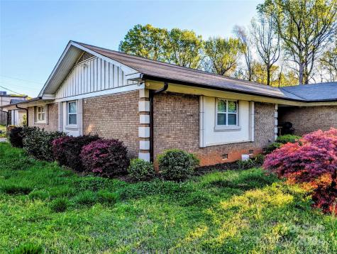 218 Sequoia Place Charlotte NC 28217