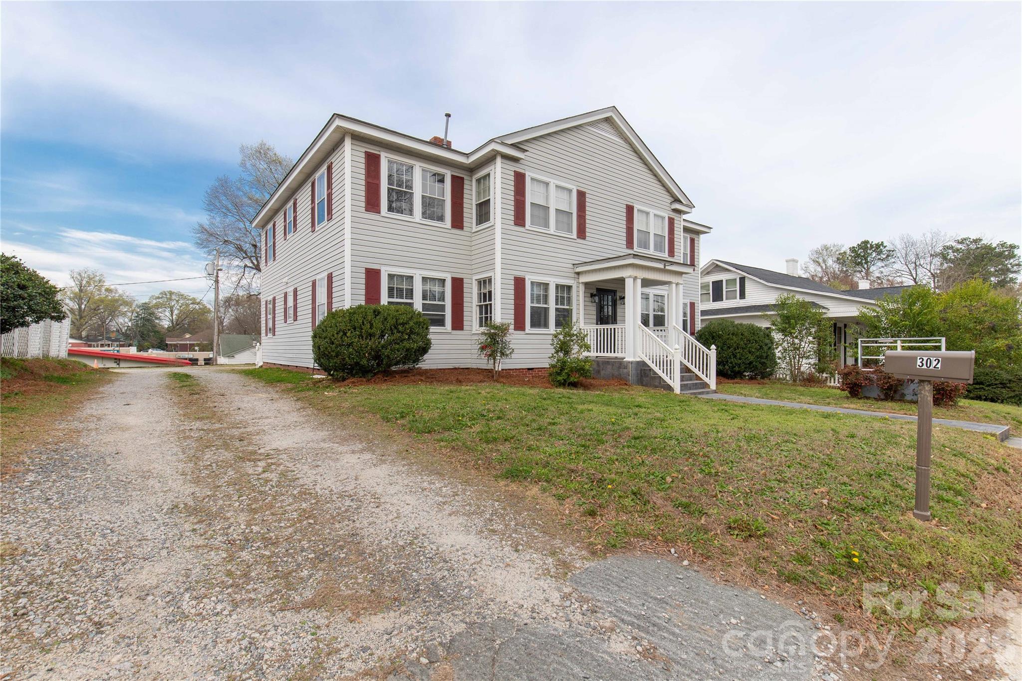 302 N White Street Lancaster SC 29720