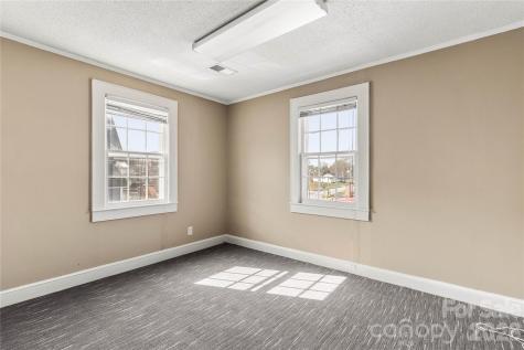 302 N White Street Lancaster SC 29720