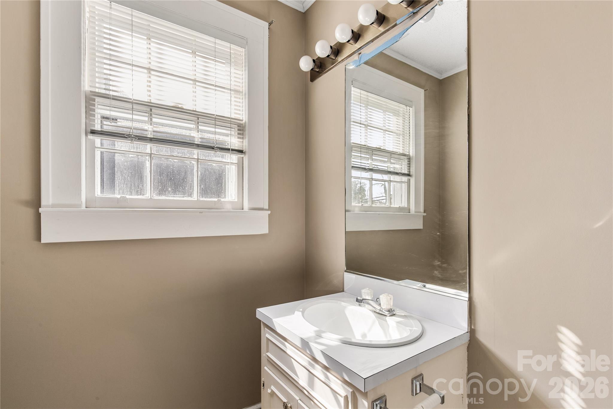 302 N White Street Lancaster SC 29720