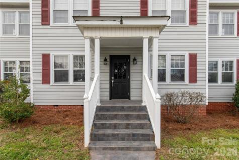 302 N White Street Lancaster SC 29720