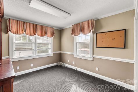 302 N White Street Lancaster SC 29720