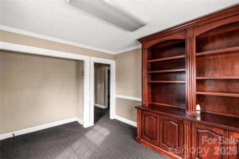 302 N White Street Lancaster SC 29720
