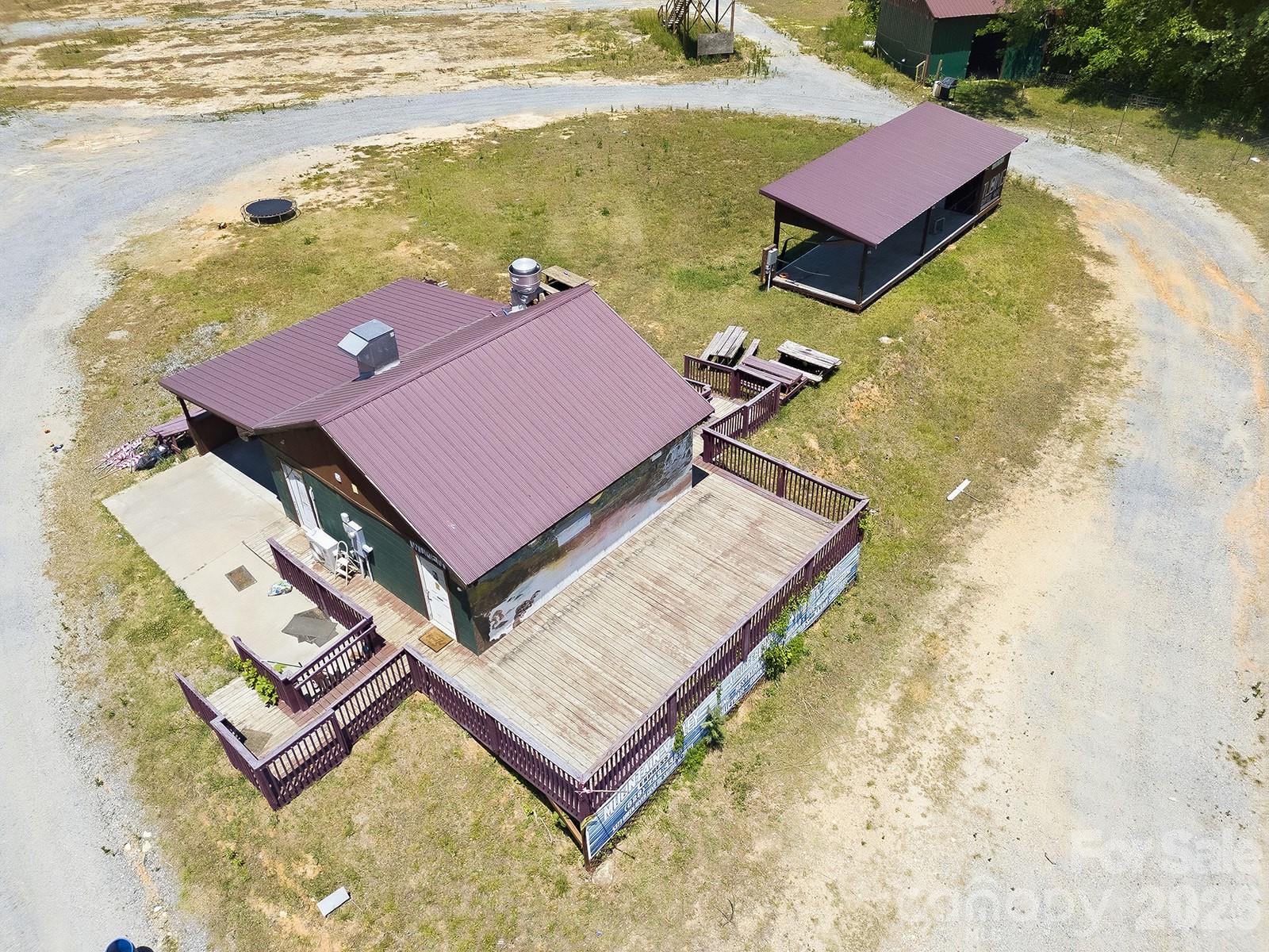 5373 Green River Cove Road Saluda NC 28773
