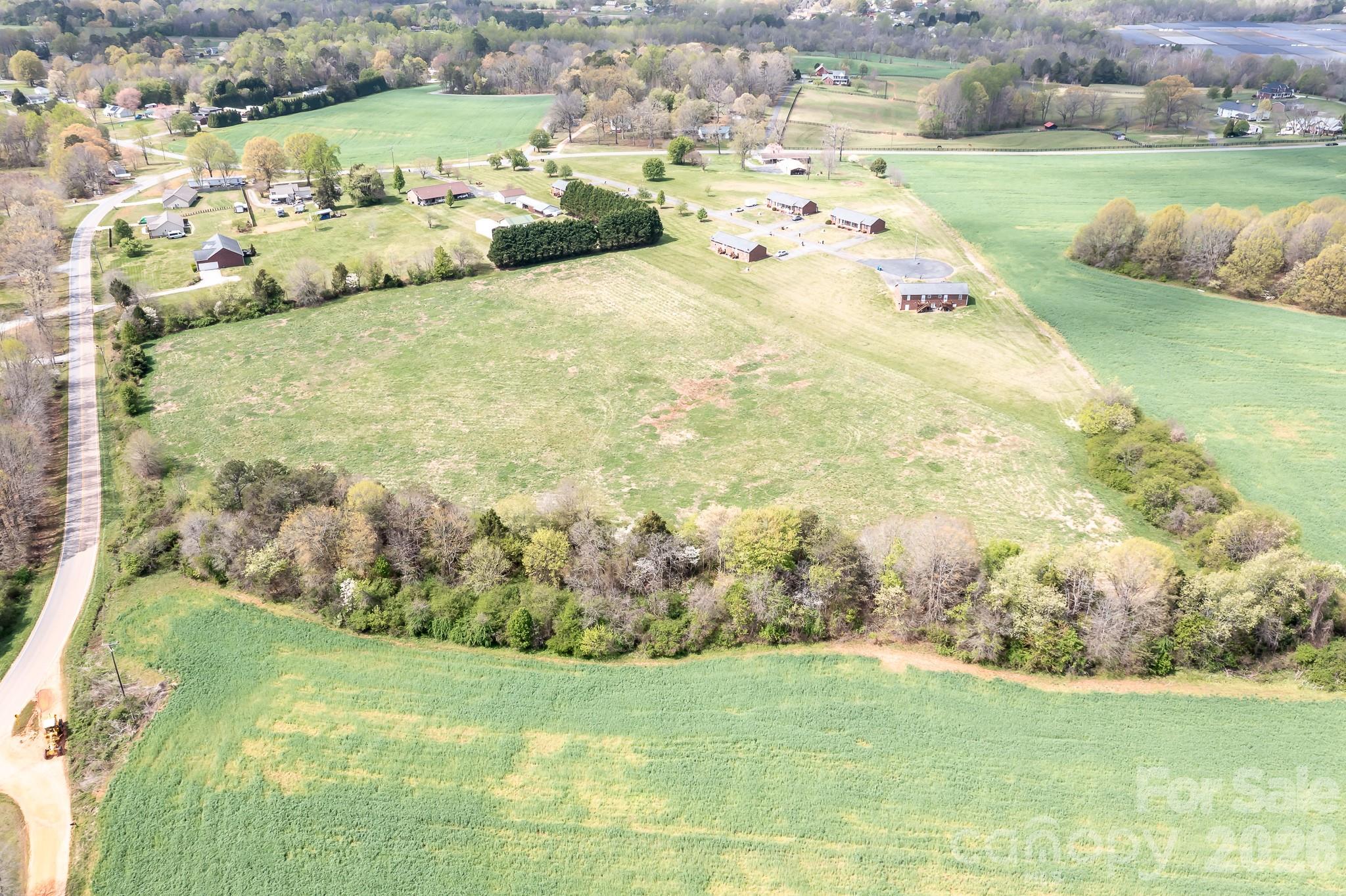 1727 Boggs Road Claremont NC 28610