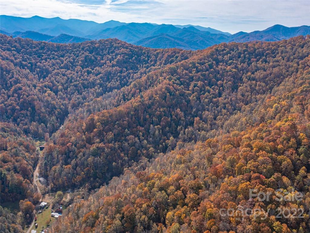 000 Drake Cove Road Mars Hill NC 28754