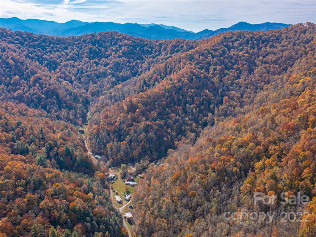 000 Drake Cove Road Mars Hill NC 28754