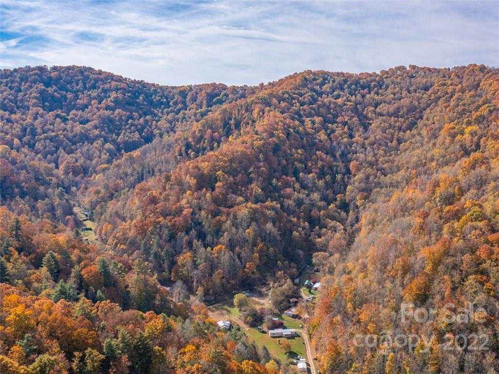 000 Drake Cove Road Mars Hill NC 28754