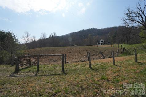 316 Lewis Fork Baptist Church Road Purlear NC 28665