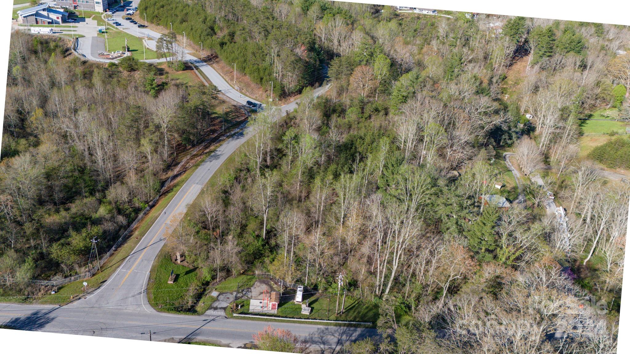 00 Canoe Lane Asheville NC 28804