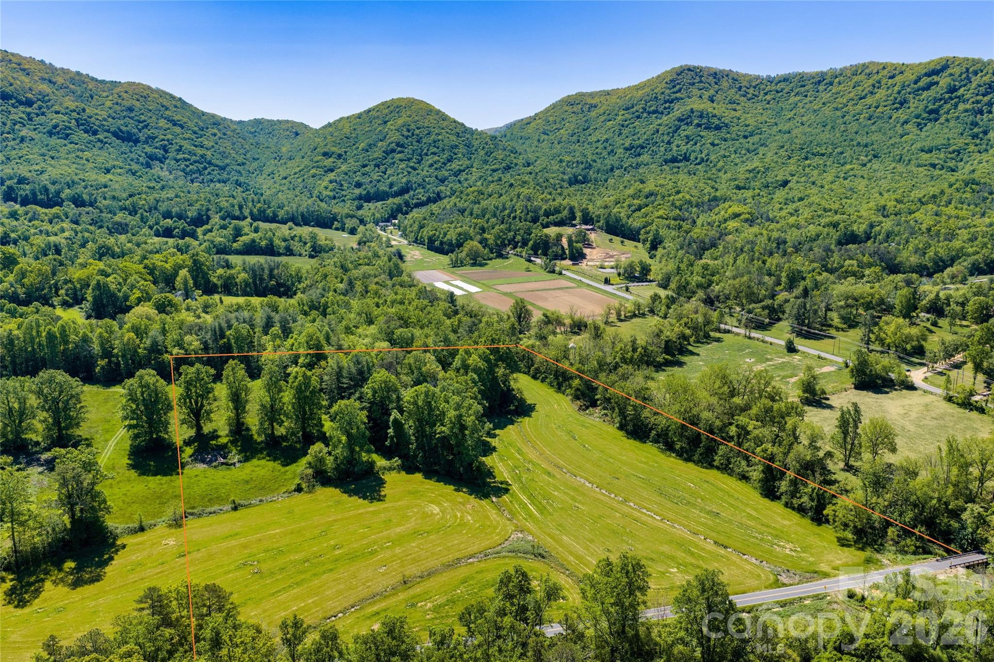 99999 Sugar Hollow Road Fairview NC 28730