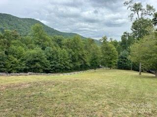 1957 Upper Tuskeegee Road Robbinsville NC 23771