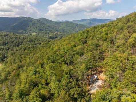 8888 Cedar Creek Farm Road Tuckasegee NC 28783