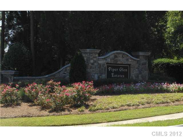 4717 Piper Glen Drive Charlotte NC 28277