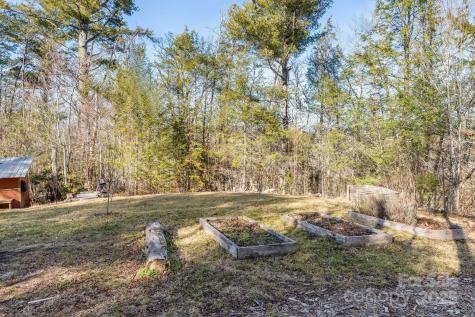 131 Ivy Bluff Road Marshall NC 28753