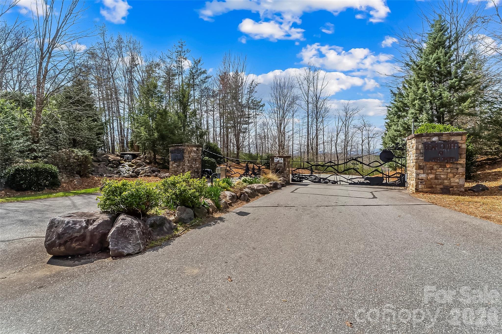 121 Lake Crest Drive Nebo NC 28761