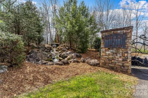 121 Lake Crest Drive Nebo NC 28761