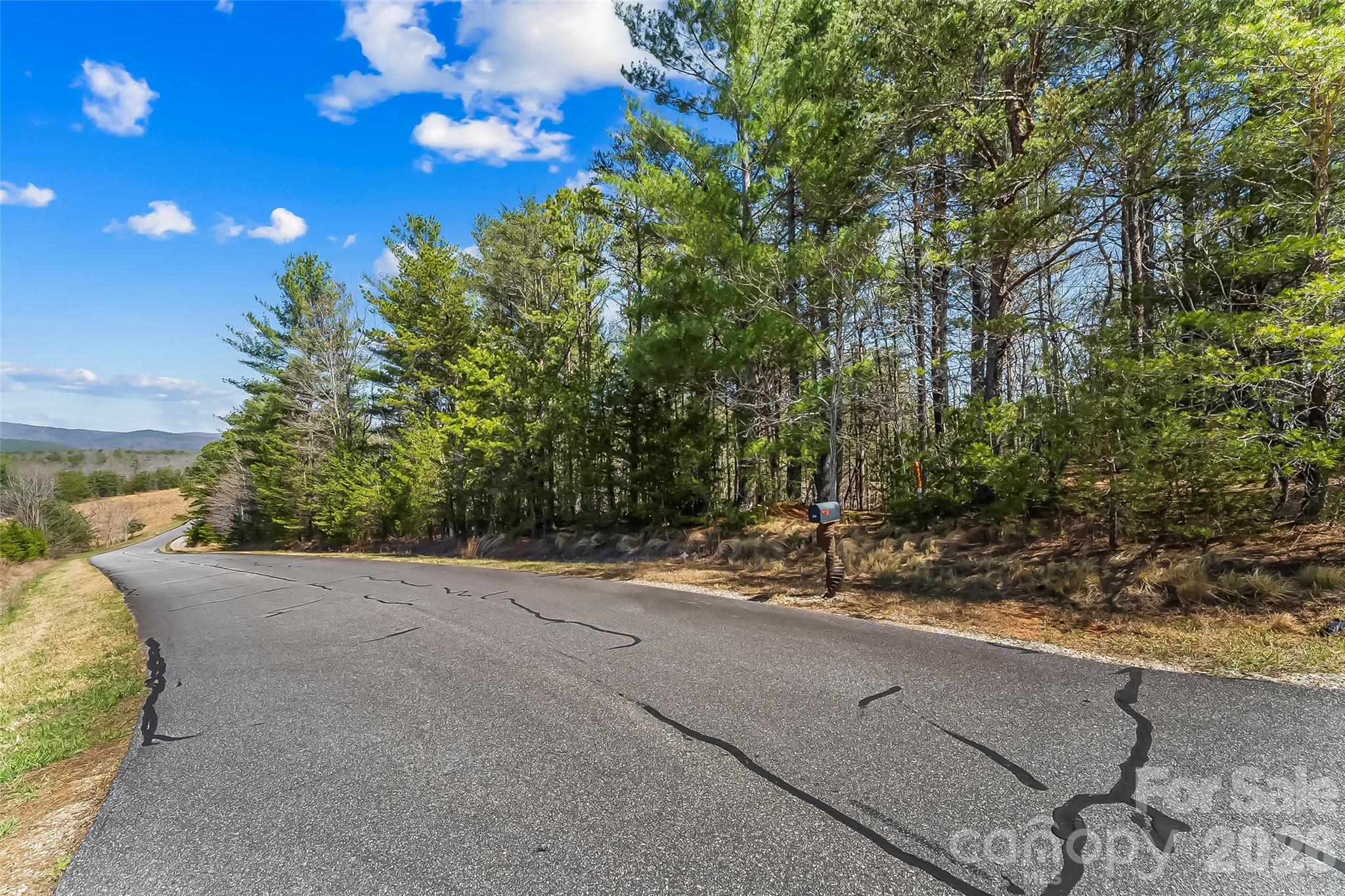 121 Lake Crest Drive Nebo NC 28761