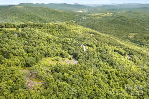 1264 Mountain Laurel Parkway Newland NC 28657