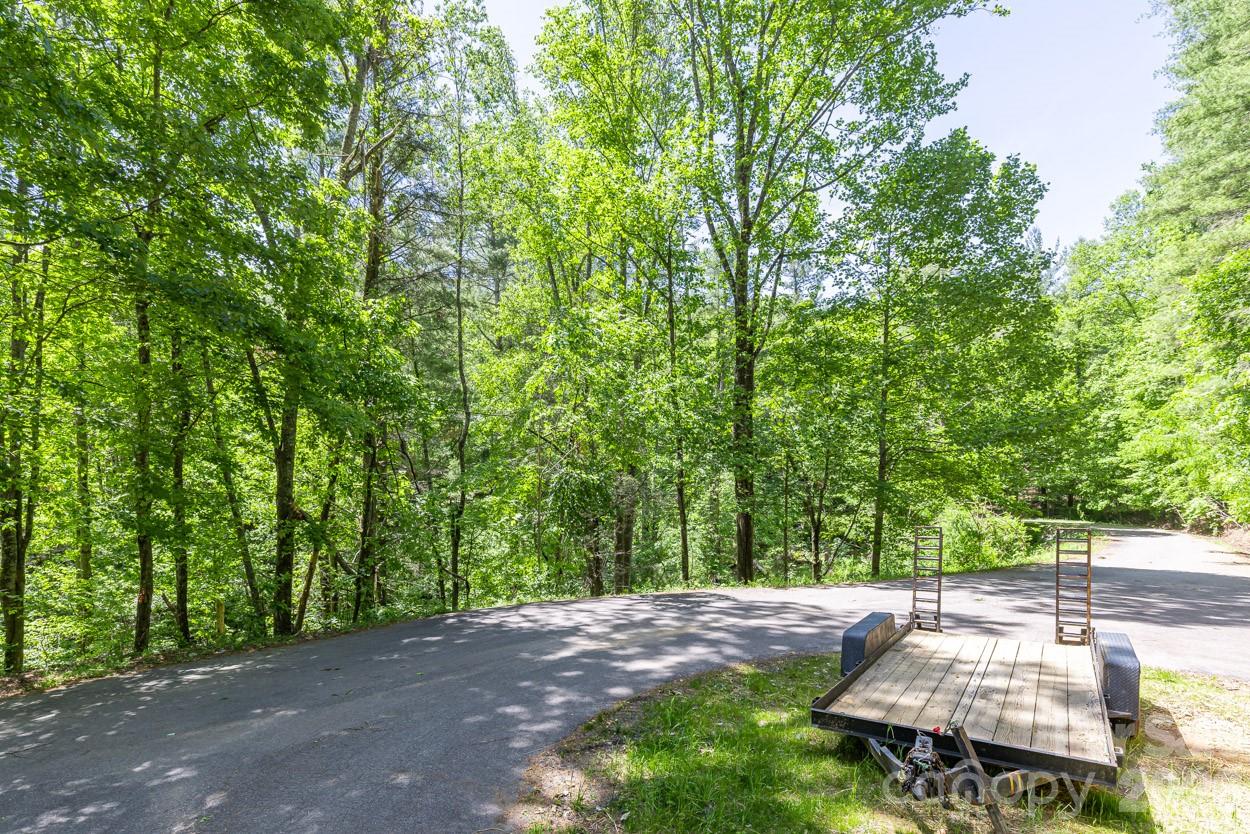 9999 River Edge Drive Burnsville NC 28714