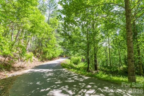 9999 River Edge Drive Burnsville NC 28714