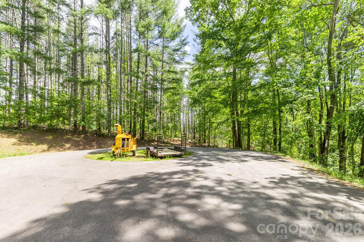 9999 River Edge Drive Burnsville NC 28714