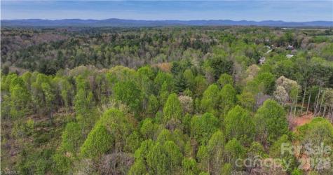161 Queen Drive North Wilkesboro NC 28659