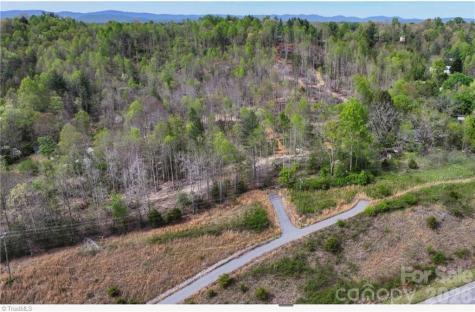 161 Queen Drive North Wilkesboro NC 28659