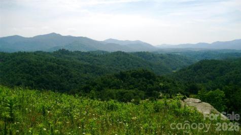 0000 Sunset Mountain Bakersville NC 28705