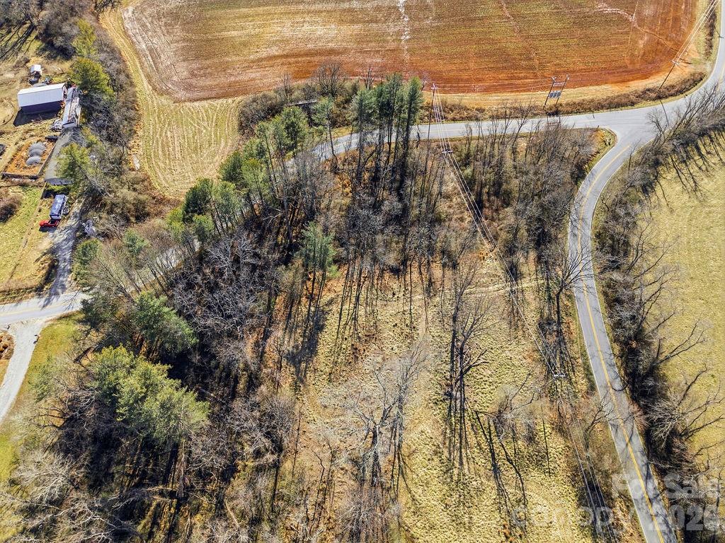 999 Ray Hill Road Mills River NC 28759