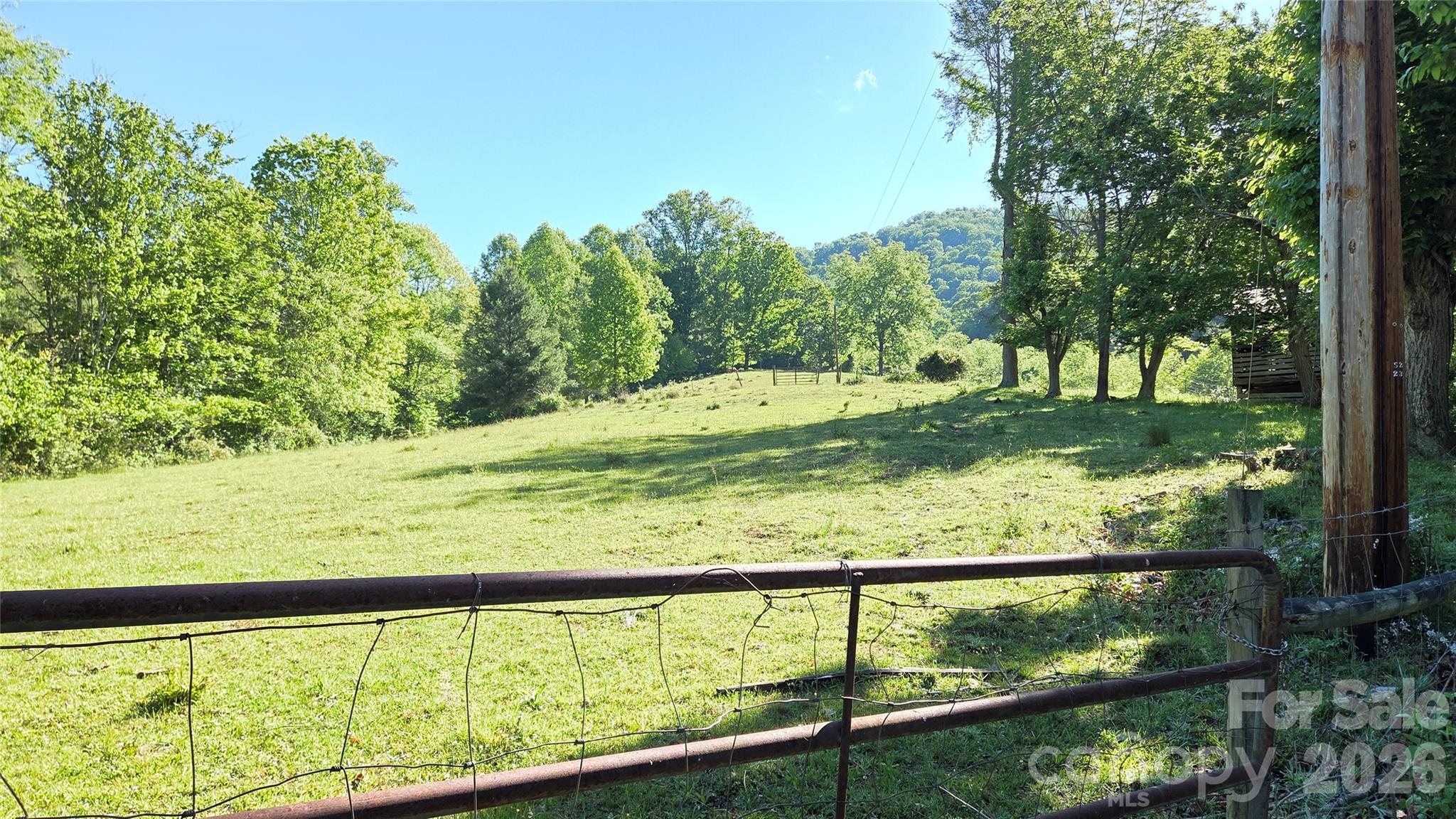 407 Spicewood Trail Mars Hill NC 28754
