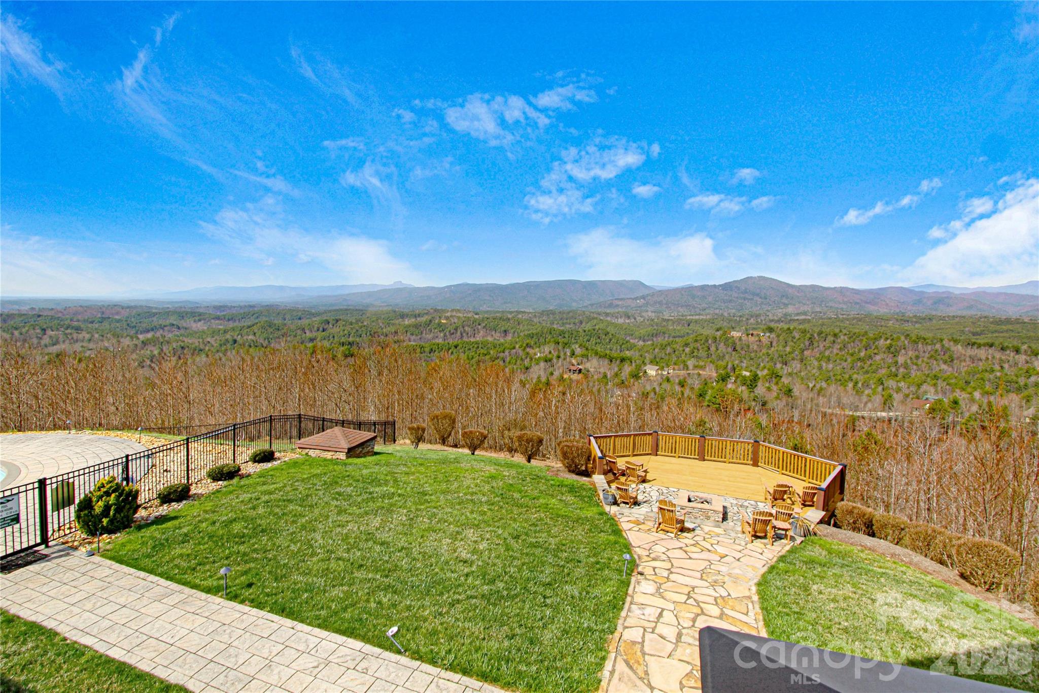 5360 Dogwood Way Lenoir NC 28645