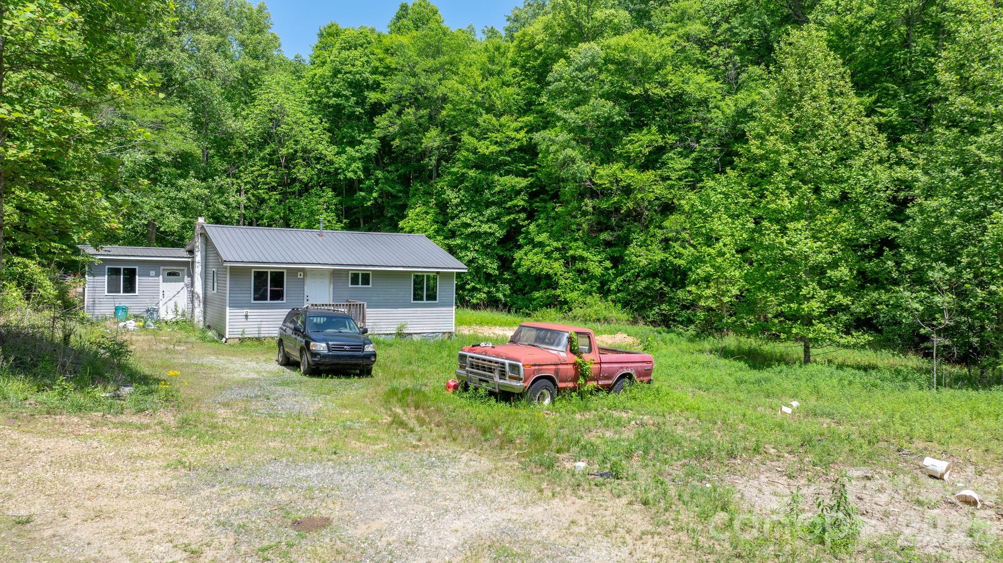 1460 Husbands Creek Road Lenoir NC 28645