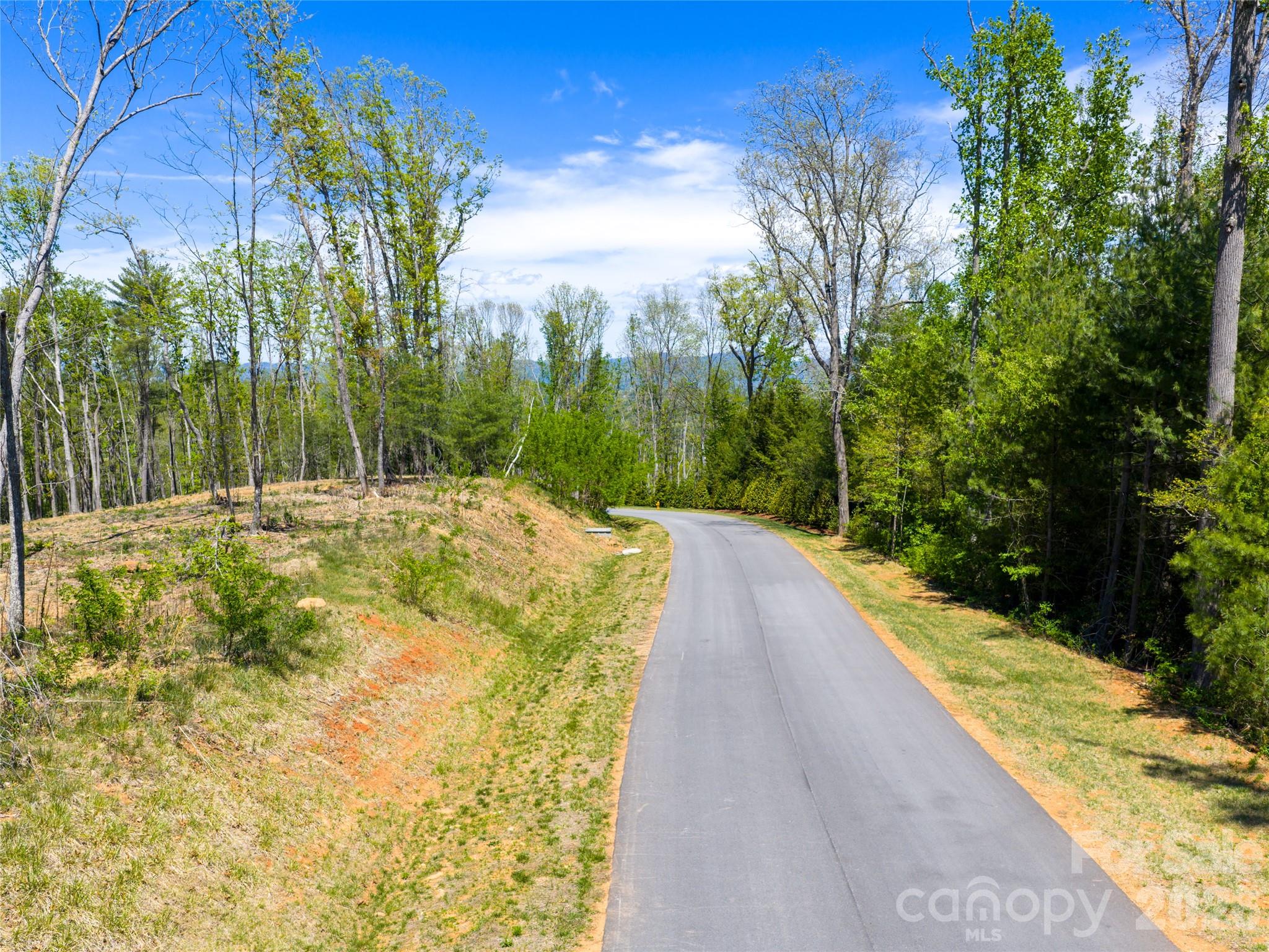 693 Tea House Drive Asheville NC 28803