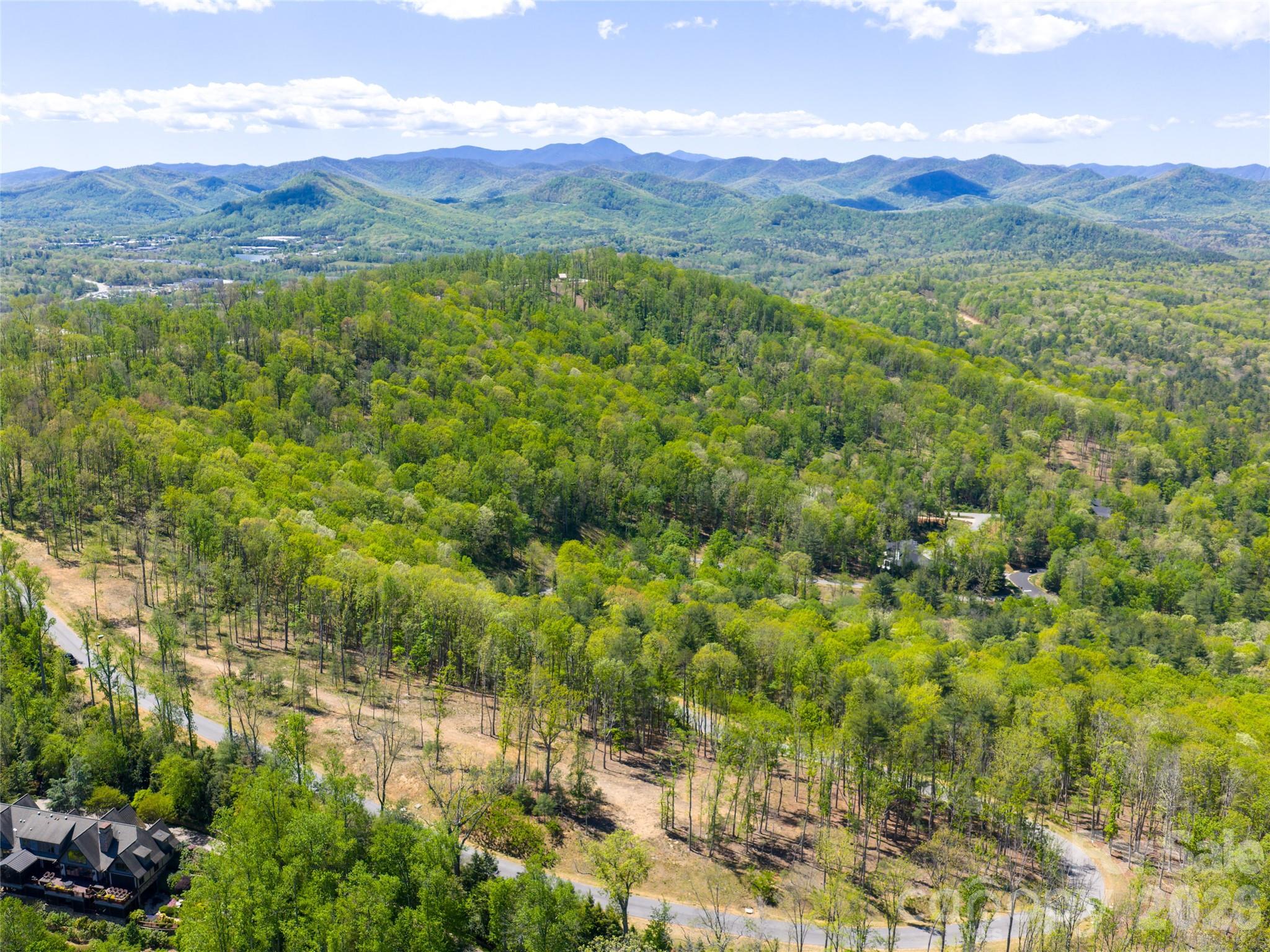 693 Tea House Drive Asheville NC 28803