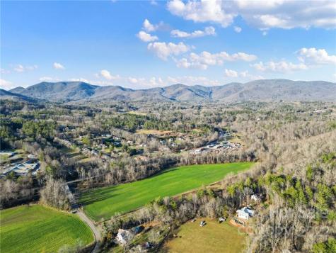 180 Sharon Road Fairview NC 28730