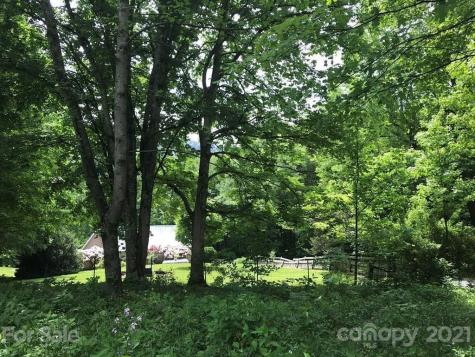 356 Charles Creek Road Bakersville NC 28705