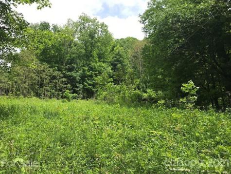 356 Charles Creek Road Bakersville NC 28705