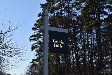 171 Yadkin Falls Badin Lake NC 28127