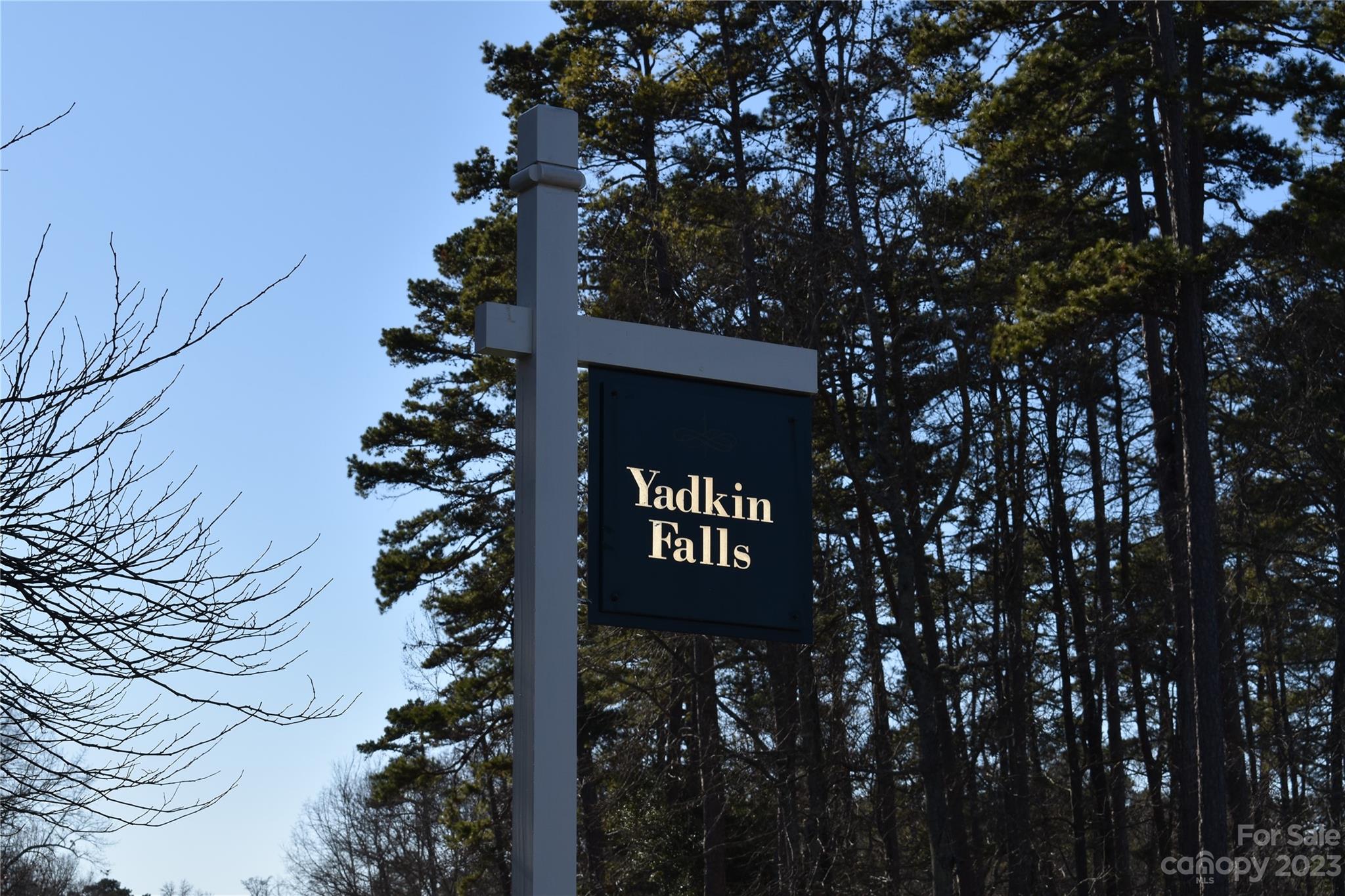 171 Yadkin Falls Badin Lake NC 28127