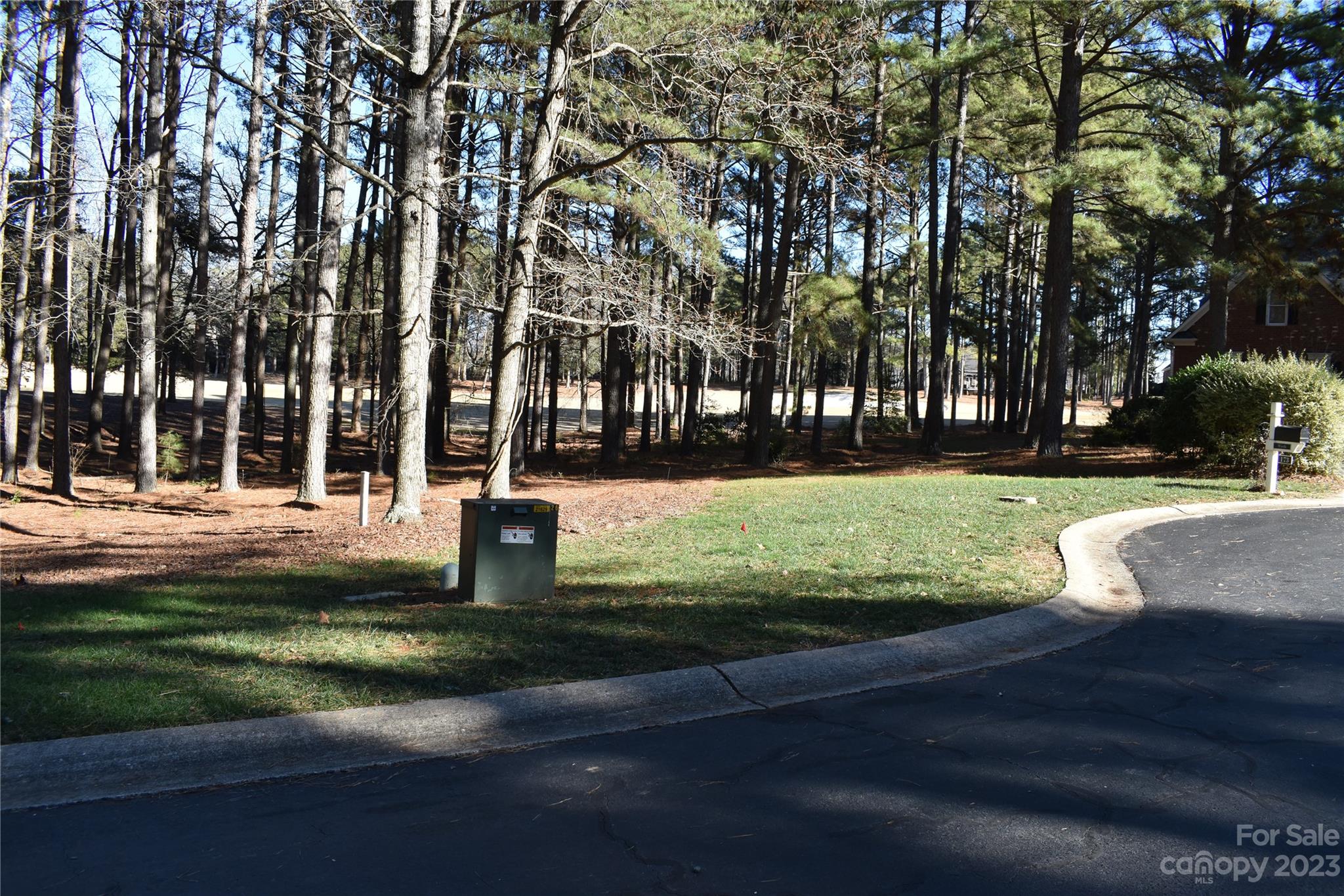 171 Yadkin Falls Badin Lake NC 28127