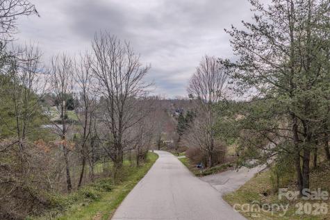 29 Sage Drive Weaverville NC 28787