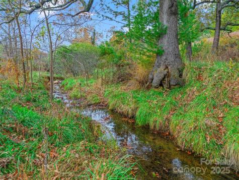 1659 Holcombe Branch Road Weaverville NC 28787