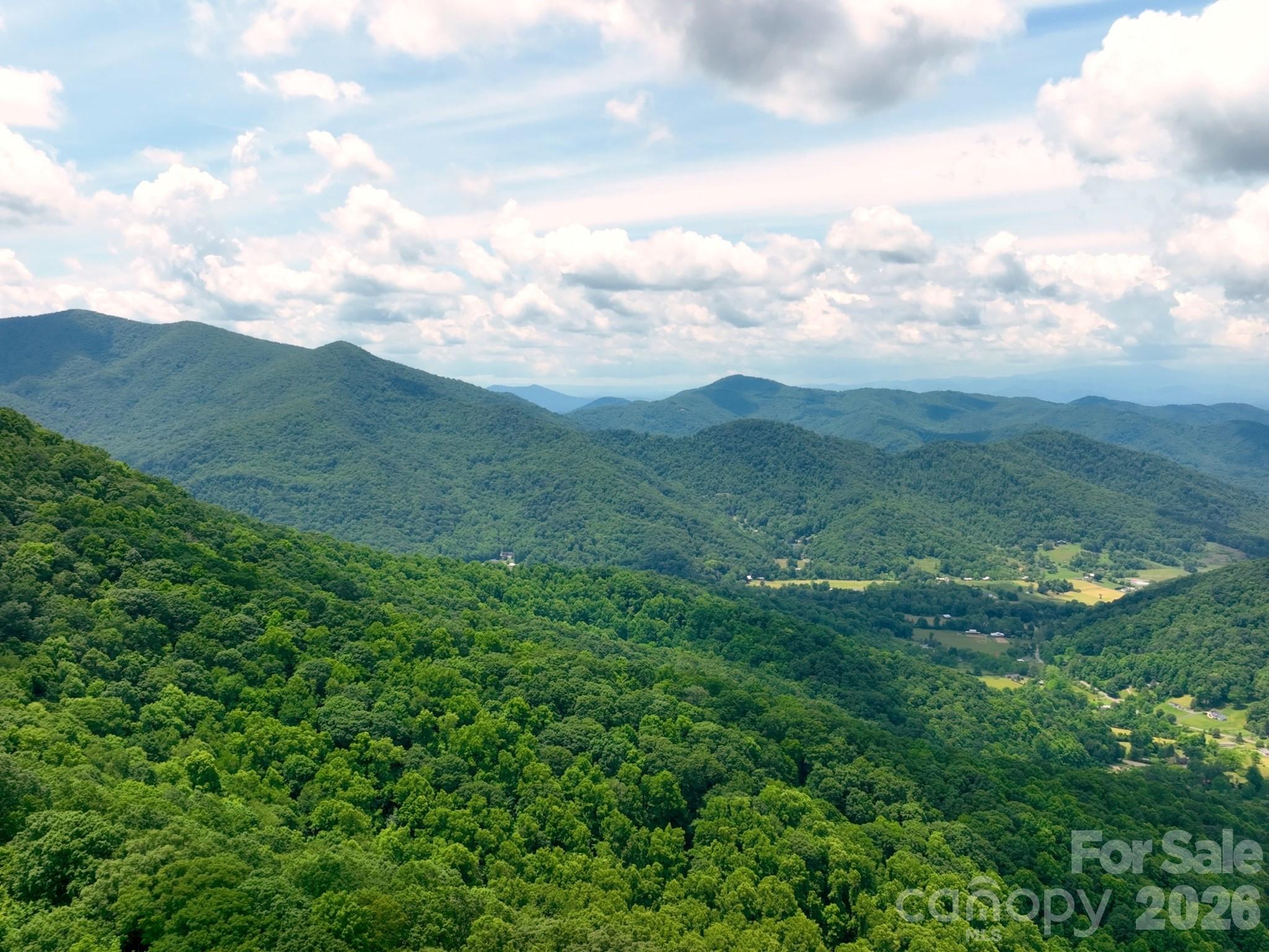 135 Gavin Glen Road Weaverville NC 28787
