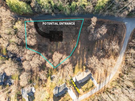 000 Davis Mountain Road Laurel Park NC 28739