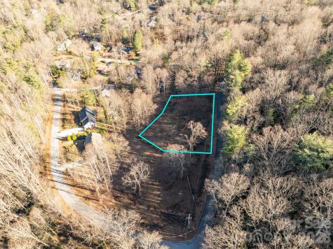 000 Davis Mountain Road Laurel Park NC 28739