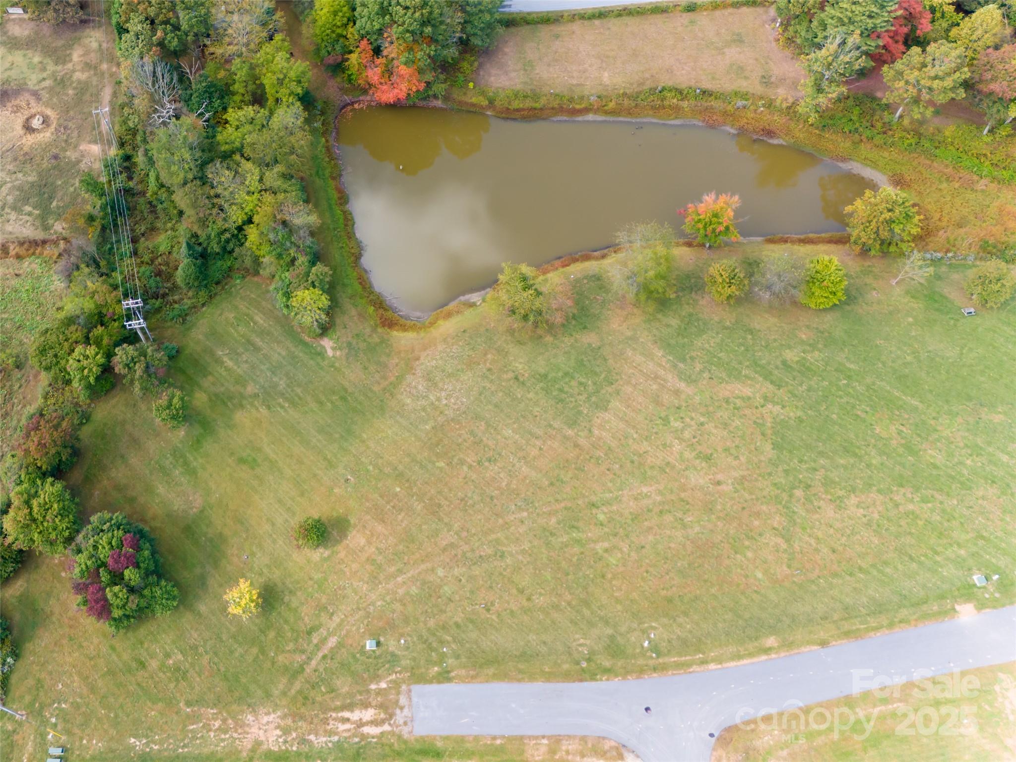 18 S Sweetwater Pond Road Mills River NC 28759