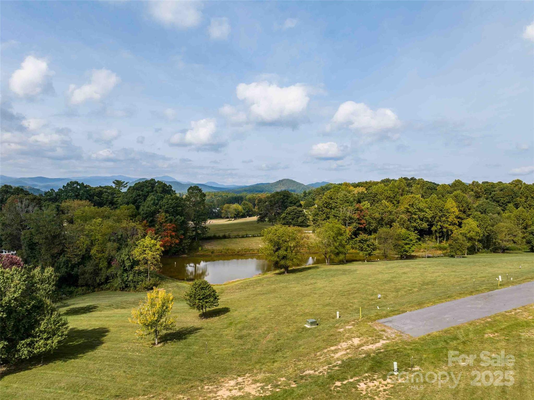 18 S Sweetwater Pond Road Mills River NC 28759