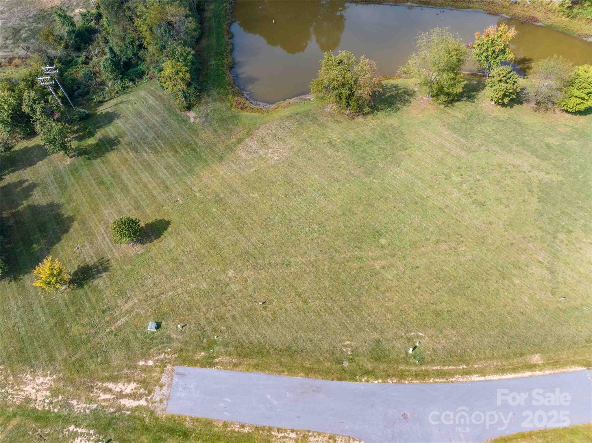 18 S Sweetwater Pond Road Mills River NC 28759